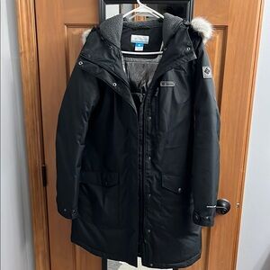 Columbia Women's Black Ski Jacket with Gray Details